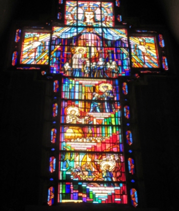 23.Paris20-Eglise St Jean Bosco.